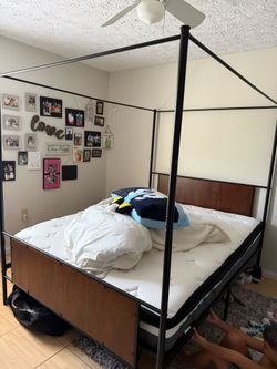Queen size canopy bed with mattress