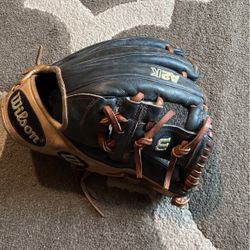 Wilson A2K Baseball Glove Size 11.75” 