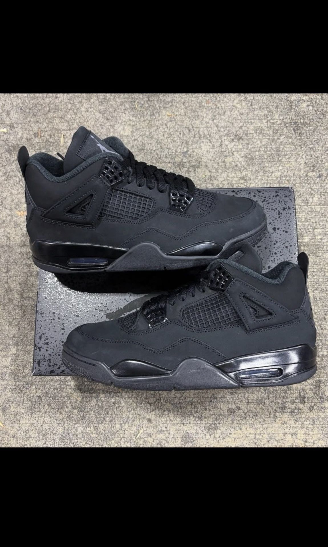 Air Jordan retro 4 black cat Size 10.5