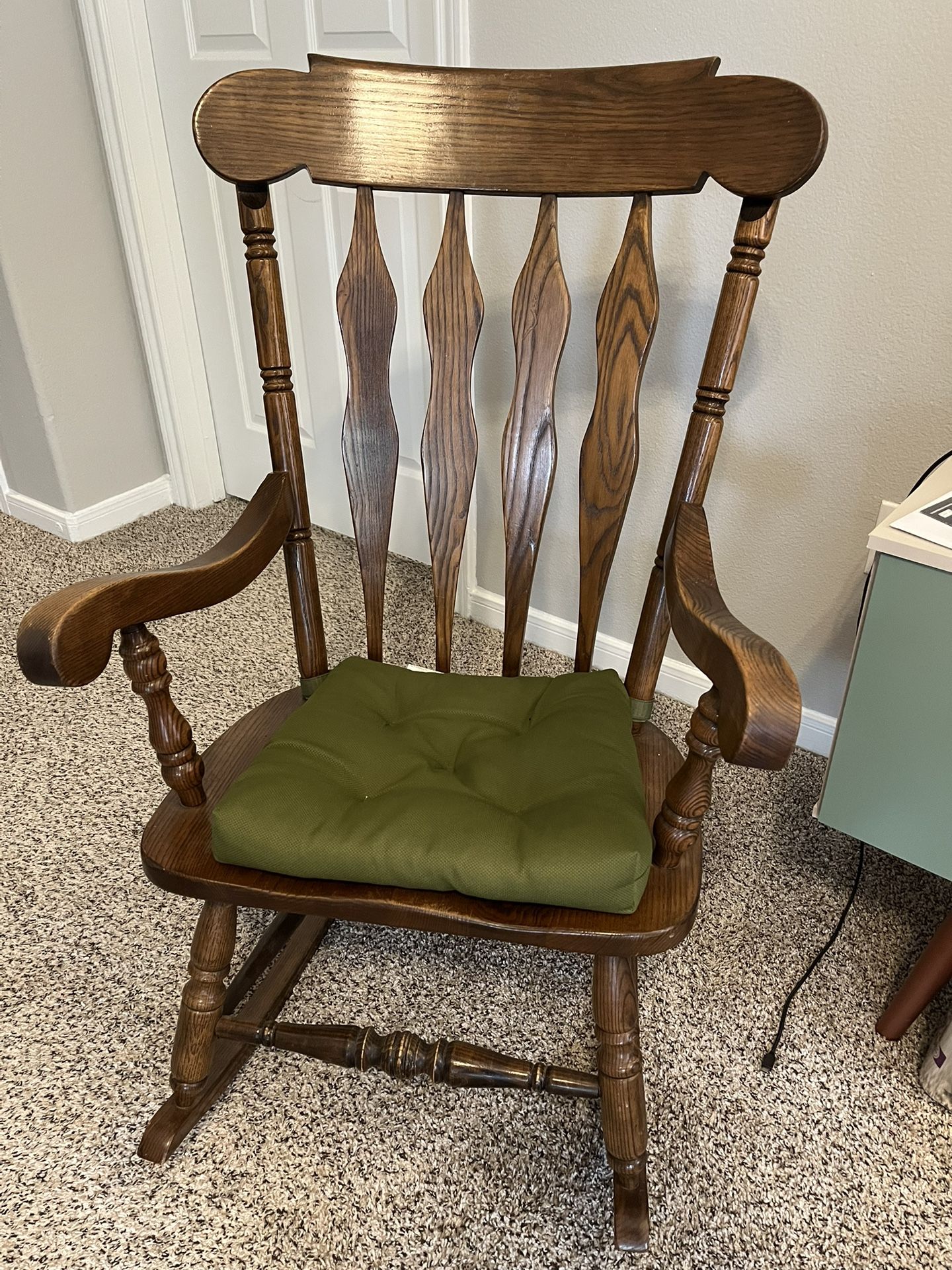 Rocking Chair + Pillow