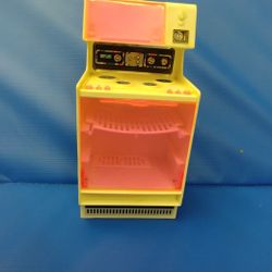 1978 Barbie stove & microwave oven Dream Furniture