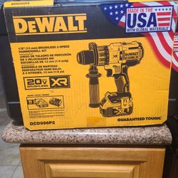 Dewalt 3speed Brushless Hammer Drill With Batteries And Charger New