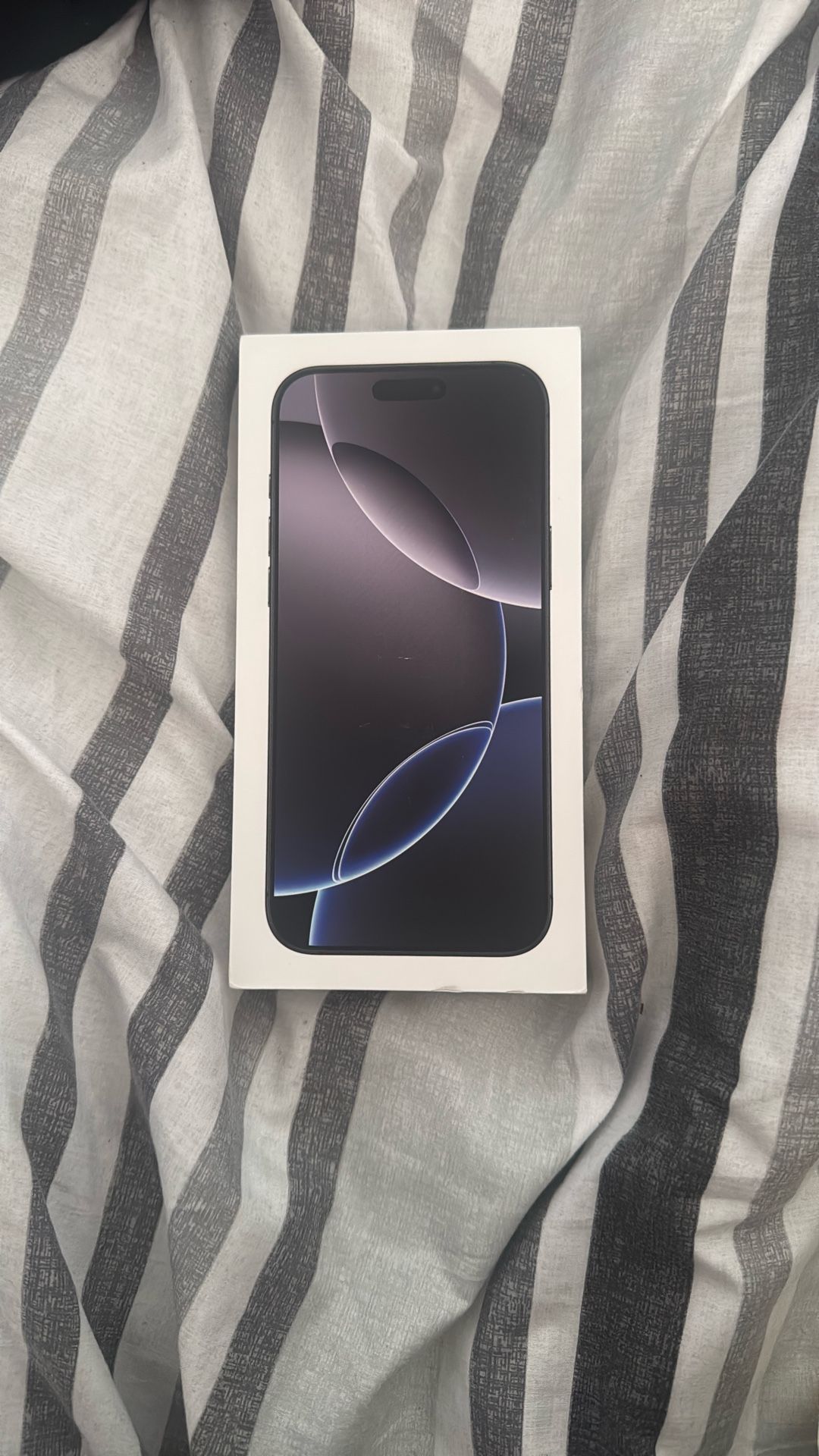 iPhone 16 Pro Max 256 GB Black Titanium