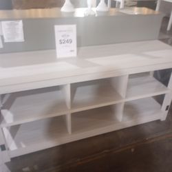 Rustic White Tv Stand With Shelves ( Ask For Jose)