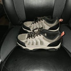 Magellan Outdoors Hiking Shoe. Sz. 8