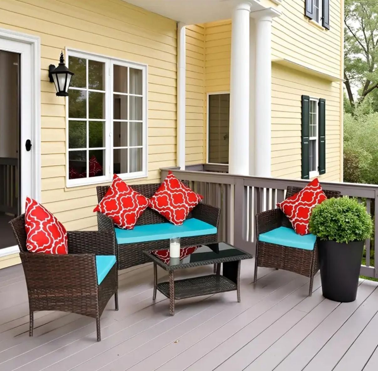 New Inbox Patio Set With Cushions