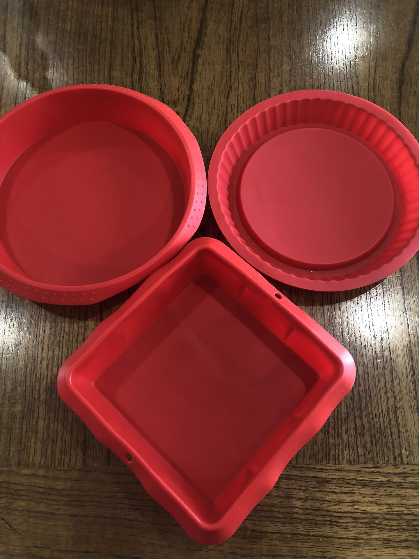 Set of three Red Silicon Baking Pans 