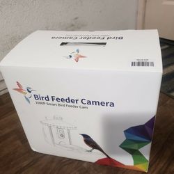 Bird Feeder..Brand New In The Box