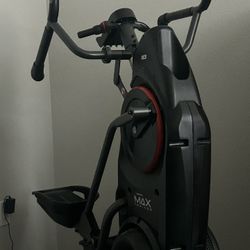 M3 Max Trainer Eliptical 