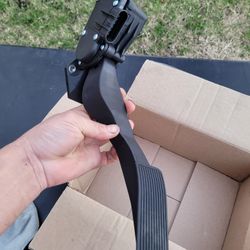 2008-2012 Cadillace Escalade Pedal Control Sensor
