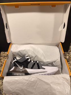 Brand NEW NIKE LEBRON WITNESS VII  DM1123 100 men’s US11