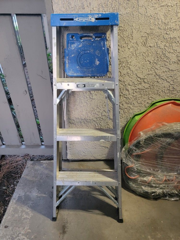 Werner 4ft Aluminum Ladder