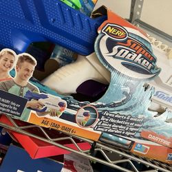 NERF super soaker Water Gun
