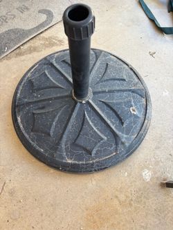 Heavy duty umbrella stand