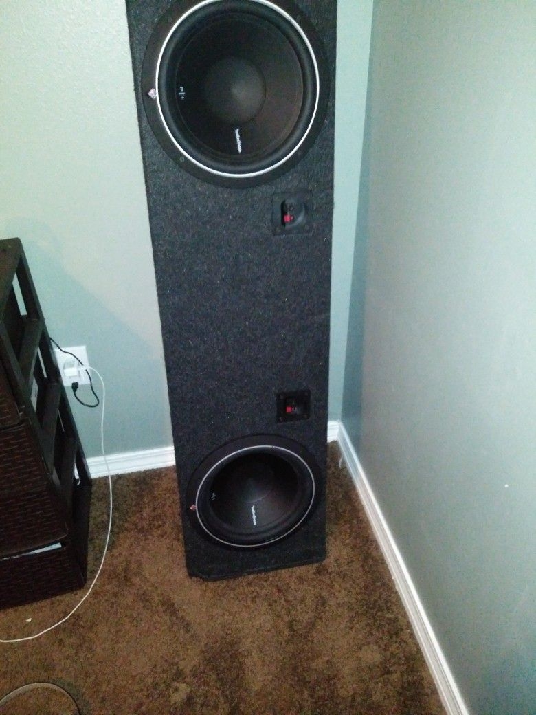 Two 12 P1 Rockford Fosgate N 500watt Rockford Fosgate Amp 