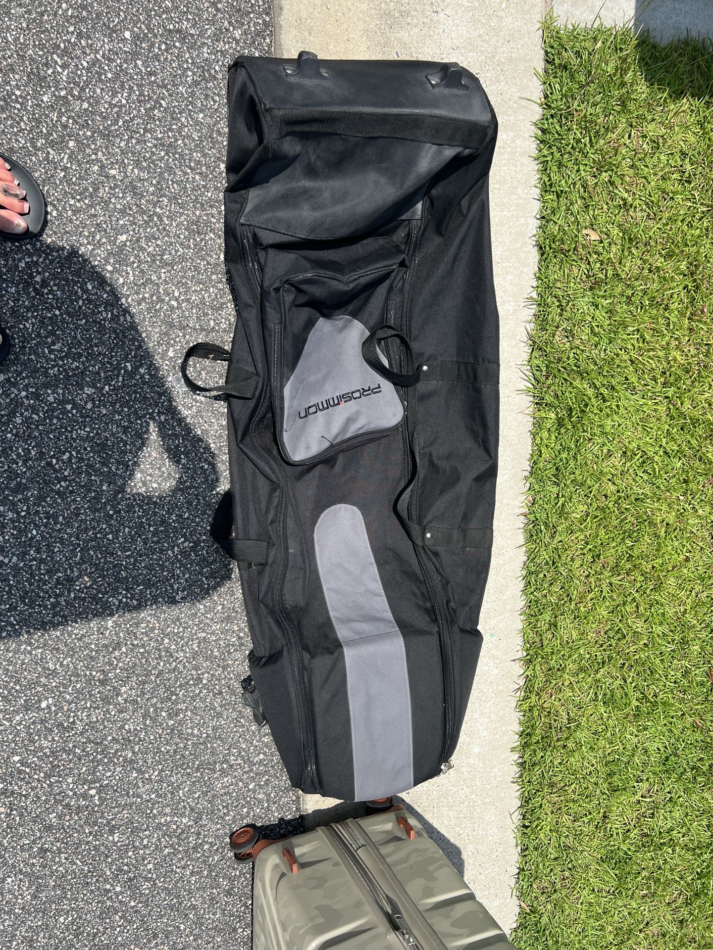 Golf Bag Carrier With Padding