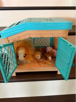 Little Live Pets Mama Surprise Guinea Pig Playset