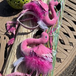 Halloween Costumes NEW - 2 Hula Skirts & 2 Pink Flamingo Headband Hats 