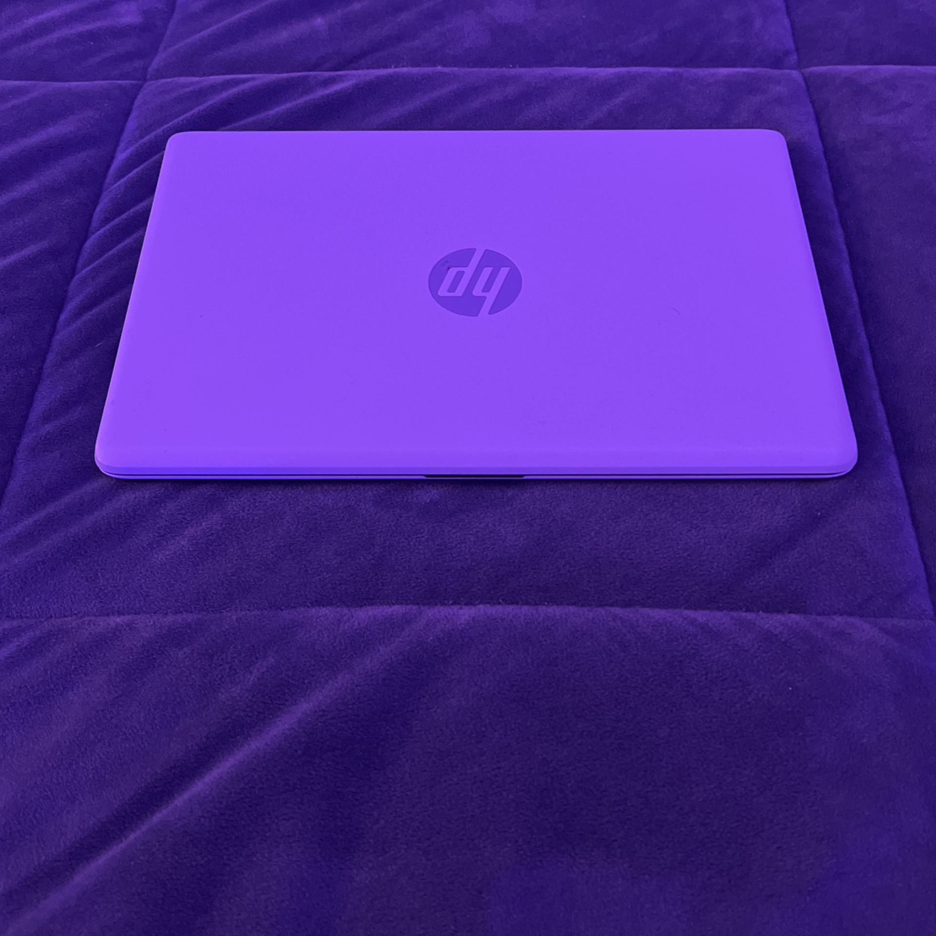 HP LAPTOP - Working & In Like New Condition