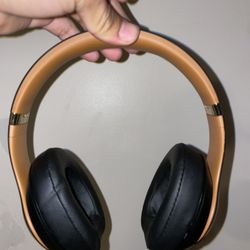 Beats Studio 3 (Noise Cancellation)