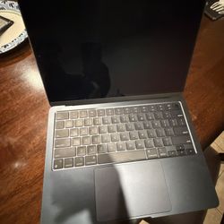 MacBook Air 13inch M2