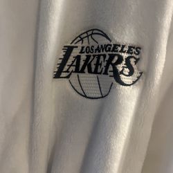 Lakers robe