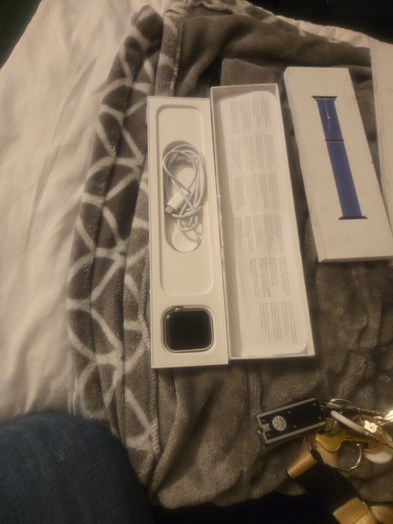 Apple Watch Series 8