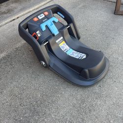 Uppa Baby Mesa Car Seat Base