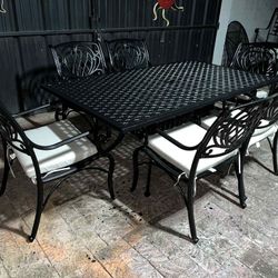 Heavy Aluminum Outdoor Patio Table w/ 6 All Aluminum Heavy Chairs w/ Sunbrella Cushions