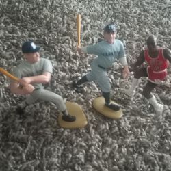 Babe Ruth , Roger Marris  An Michael Jordan Toys