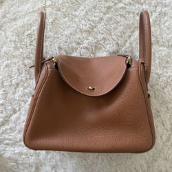 Brand New Lindy Bag 