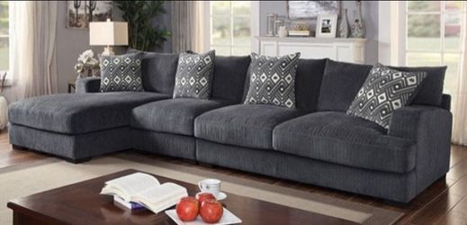 Brand New Grey Super Plush Chenille Sectional Sofa (Pillows Included)