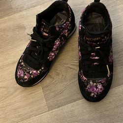 Skechers Size 10