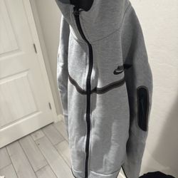 Grey Nike Tech Size Medium Men 