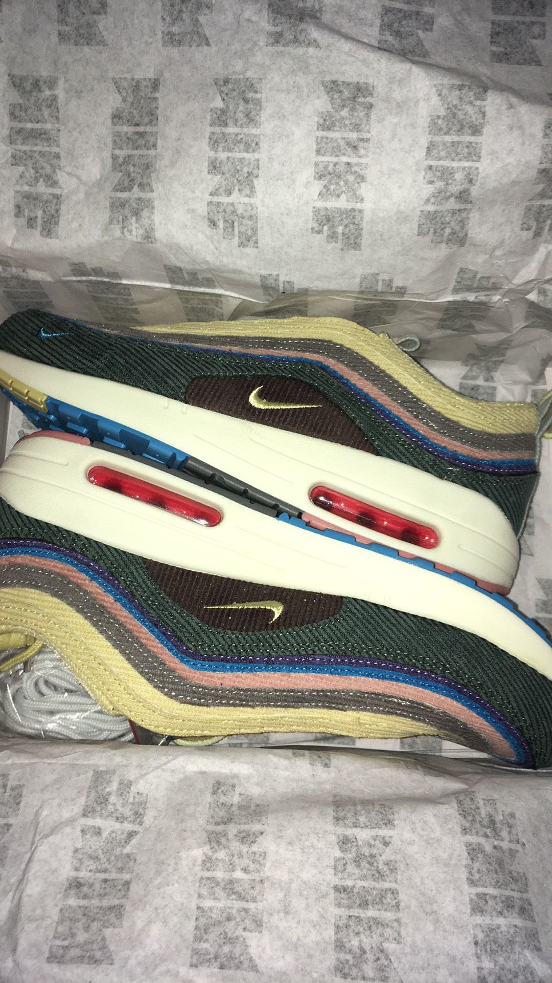 (PRICE DROP) Sean wotherspoon airmax 97