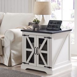 Farmhouse End Table, 24" Large Sofa Side Table with Charging Station