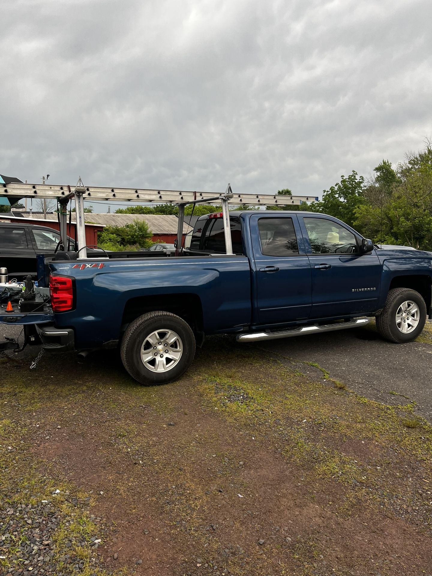 Aluminum Ladder 32’