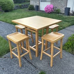 Table And Chairs Set 