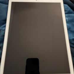 Apple iPad Pro 9.7” (2016) – Works Perfect – $120