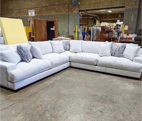 Great QUALITY Soft Comfy Plushy Sectional in White, Balck, Brown OR Gray - 0 Credit - $0 Down - 0% Interest - SAME DAY DELIVERY 🚚