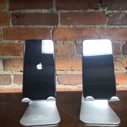 Apple iPhone XR 64GB AT&T