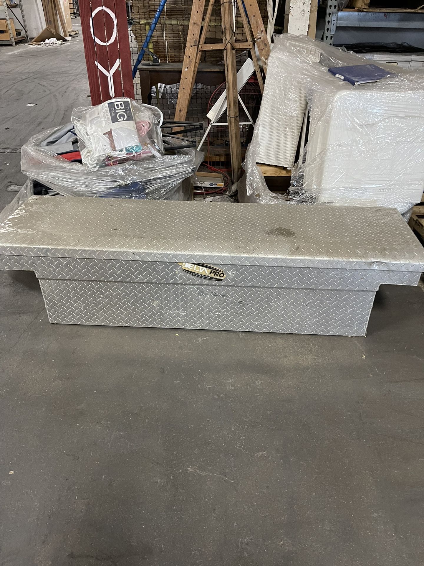 Delta pro Truck Tool Box