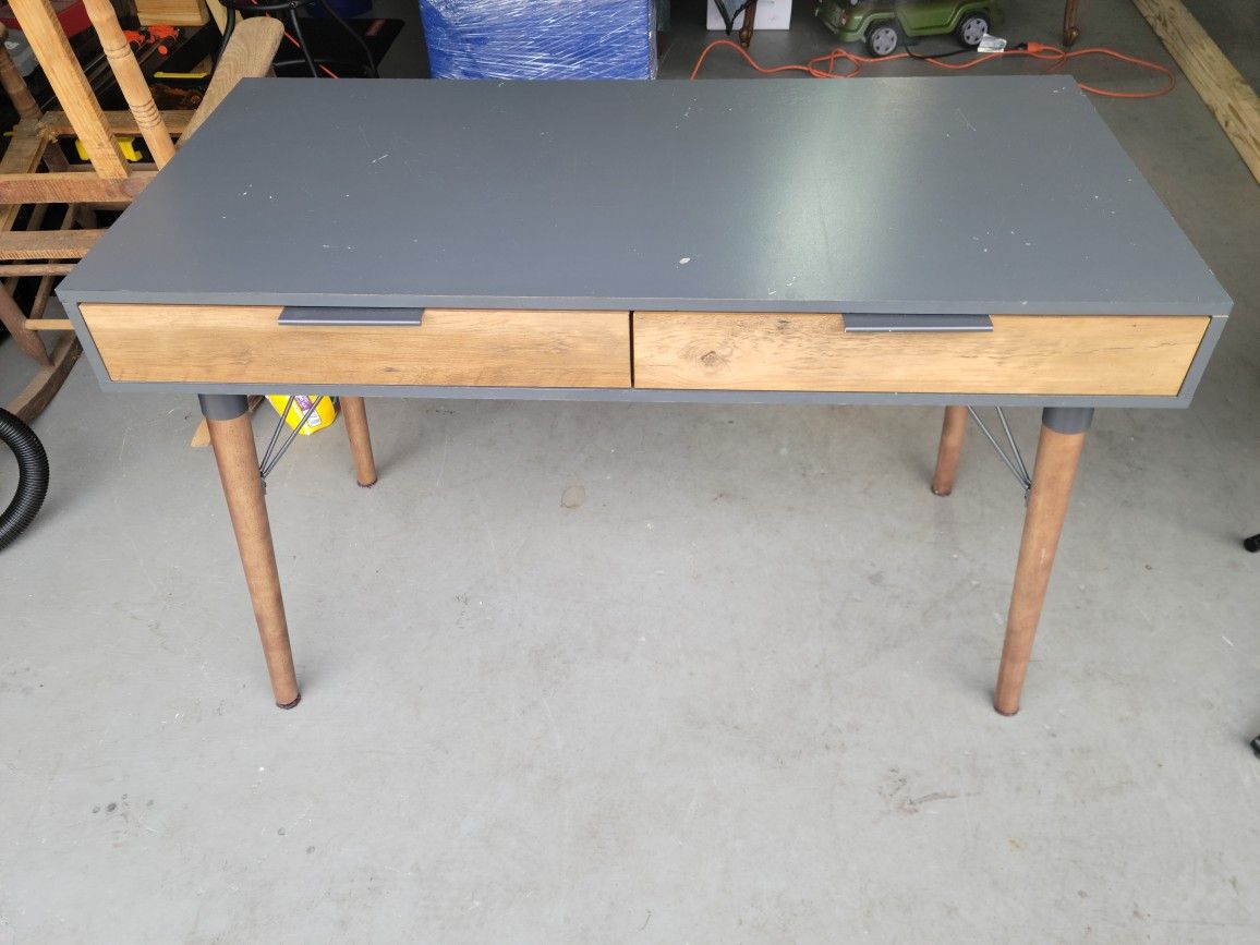 Elle Decor Dani Writing Desk