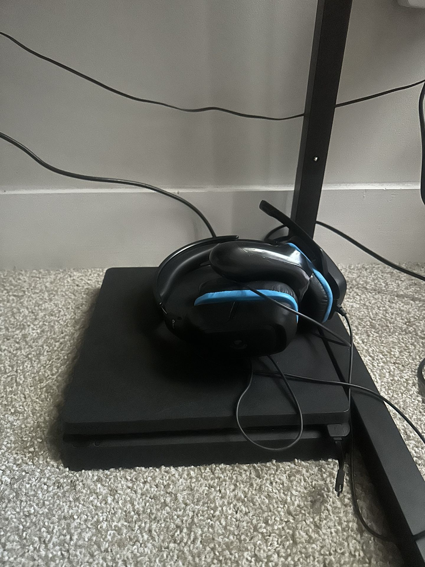 Ps4 with headphones and games