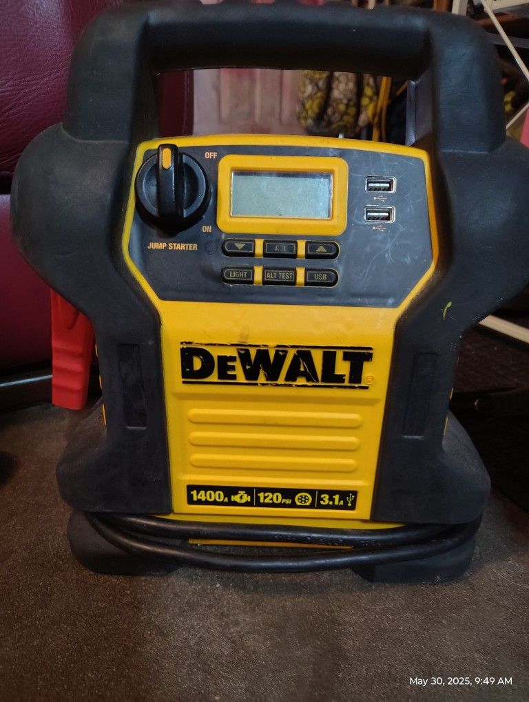 DeWalt Power Bank Jumpstart
