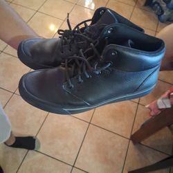 Black Shoes/ Sneakers Num. 7.5 