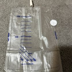 Catheter bags with cap