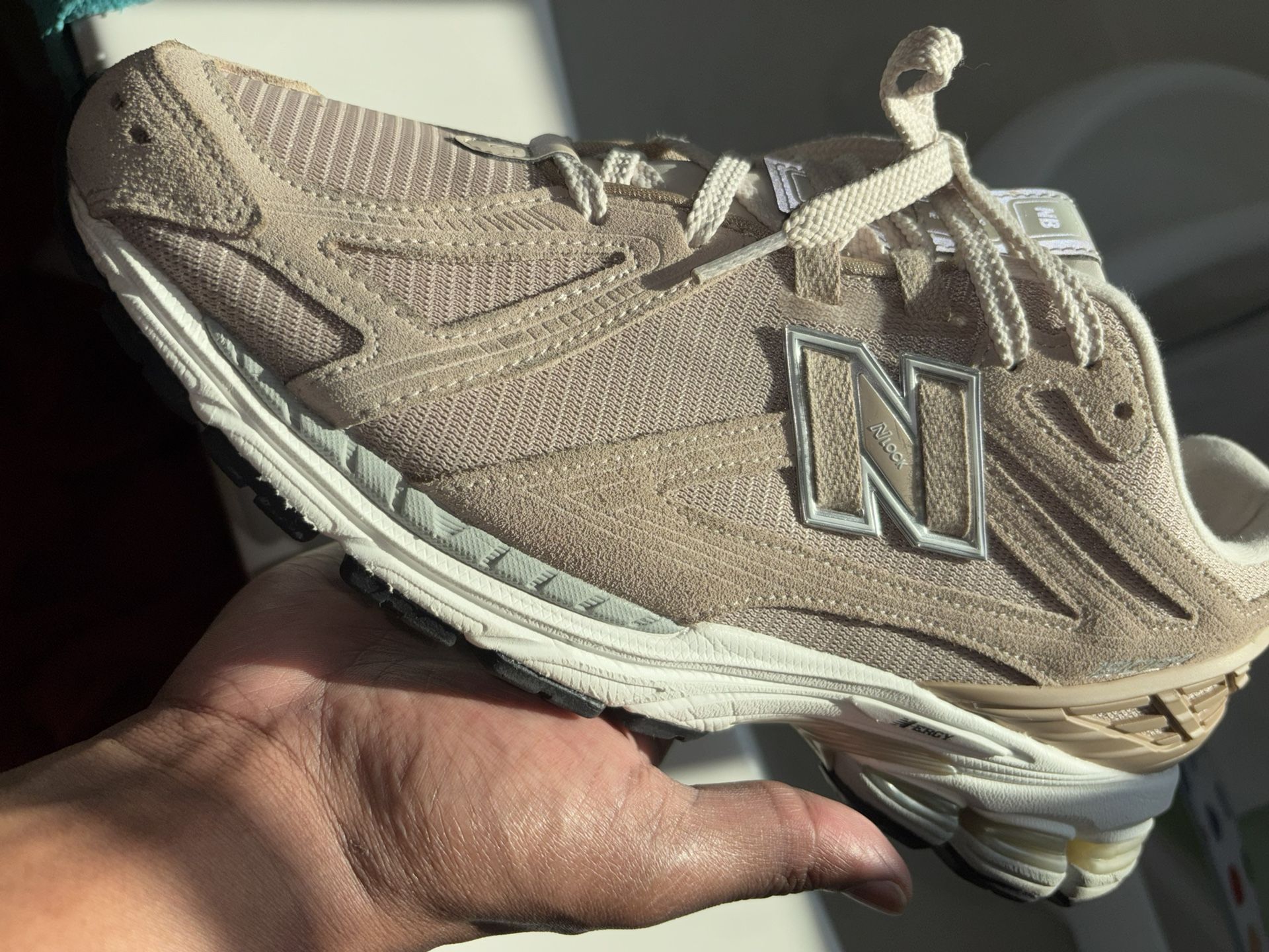 New Balance 1906R Sz10