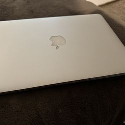 MacBook Pro A1502
