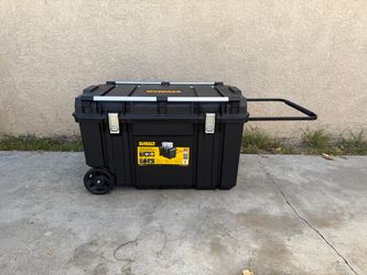 NEW DEWALT Tough Chest 38 in. W 63 Gal. Polypropylene Rolling Tool Box